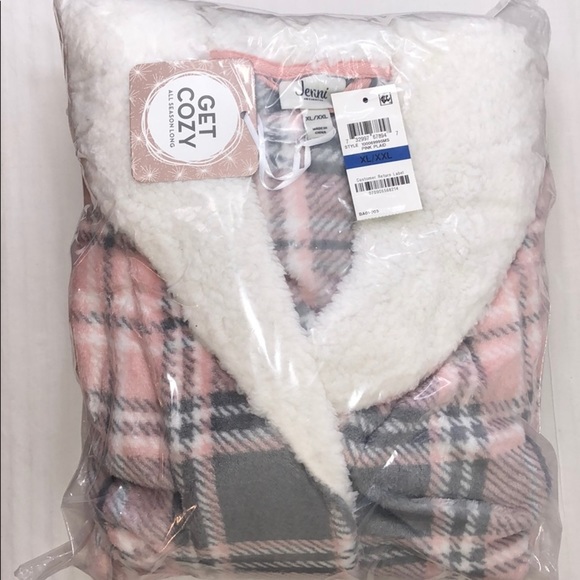 New Women's Jenni Faux Fur Trim Plaid Robe - Picture 4 of 11